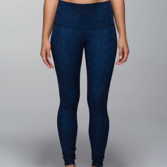 Lululemon Wunder Under Exploded Sashico Star Inkwell Rugged Size 8 - Picture 6 of 9